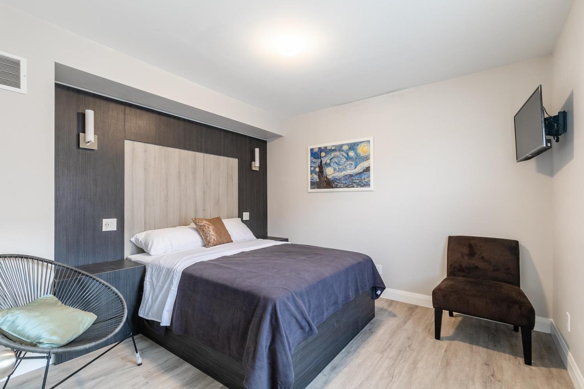 Beautiful Renovated Home 3 Mins Drive To Fall Niagara Falls Esterno foto