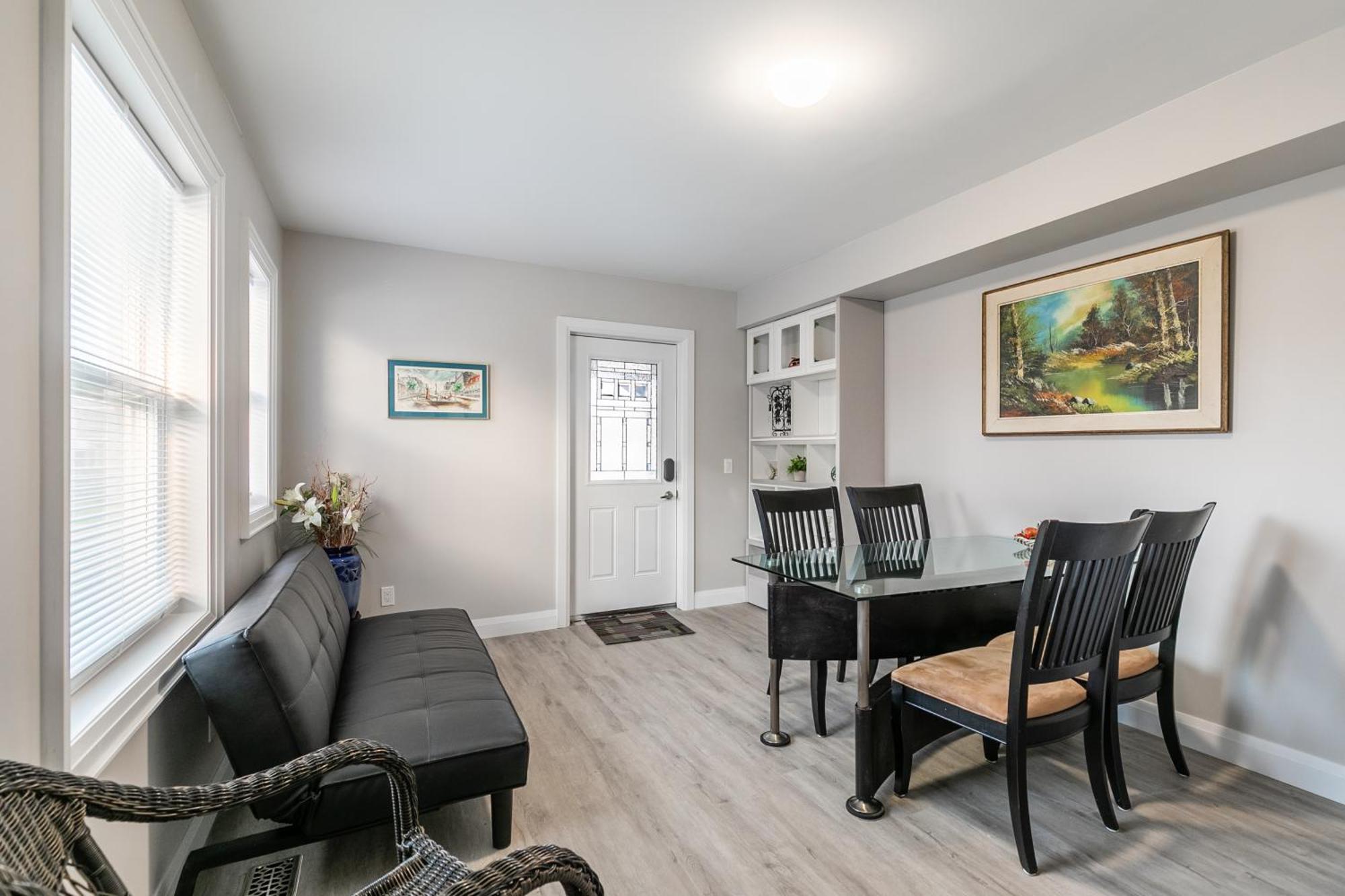 Beautiful Renovated Home 3 Mins Drive To Fall Niagara Falls Esterno foto