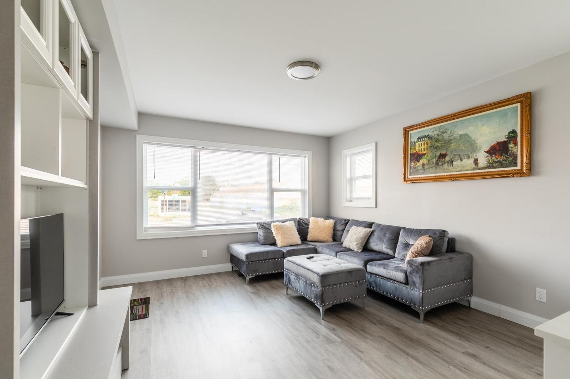 Beautiful Renovated Home 3 Mins Drive To Fall Niagara Falls Esterno foto