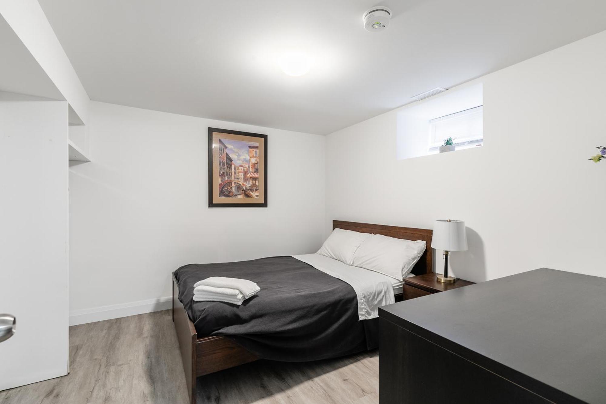 Beautiful Renovated Home 3 Mins Drive To Fall Niagara Falls Esterno foto
