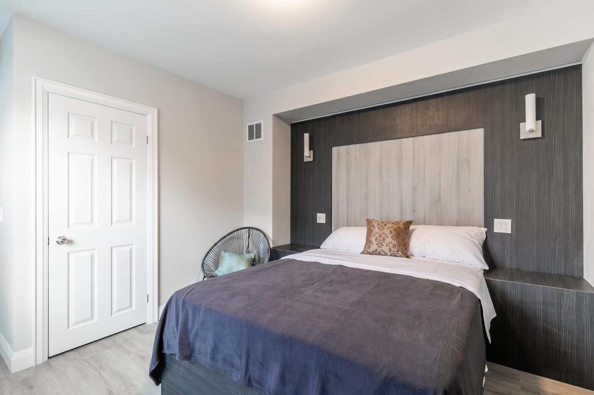 Beautiful Renovated Home 3 Mins Drive To Fall Niagara Falls Esterno foto